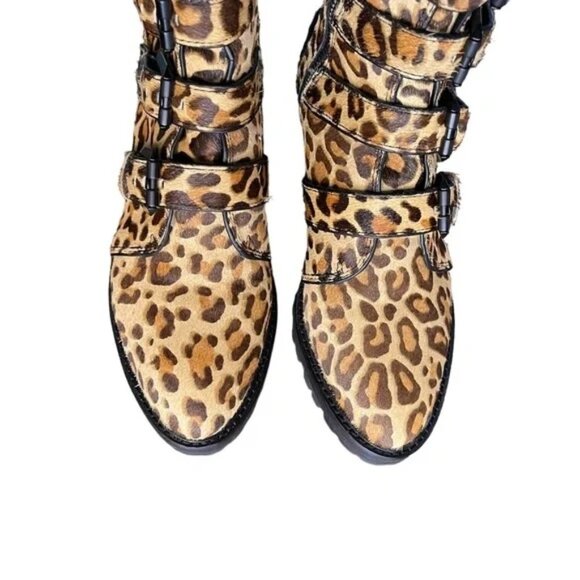🐆 Dolce Vita Leopard Print Hair Combat Boots w/ Buckle Straps SZ 7 - Picture 3 of 9
